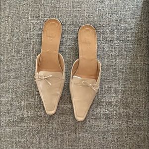 Gucci Cream/Tan leather mules size 11B